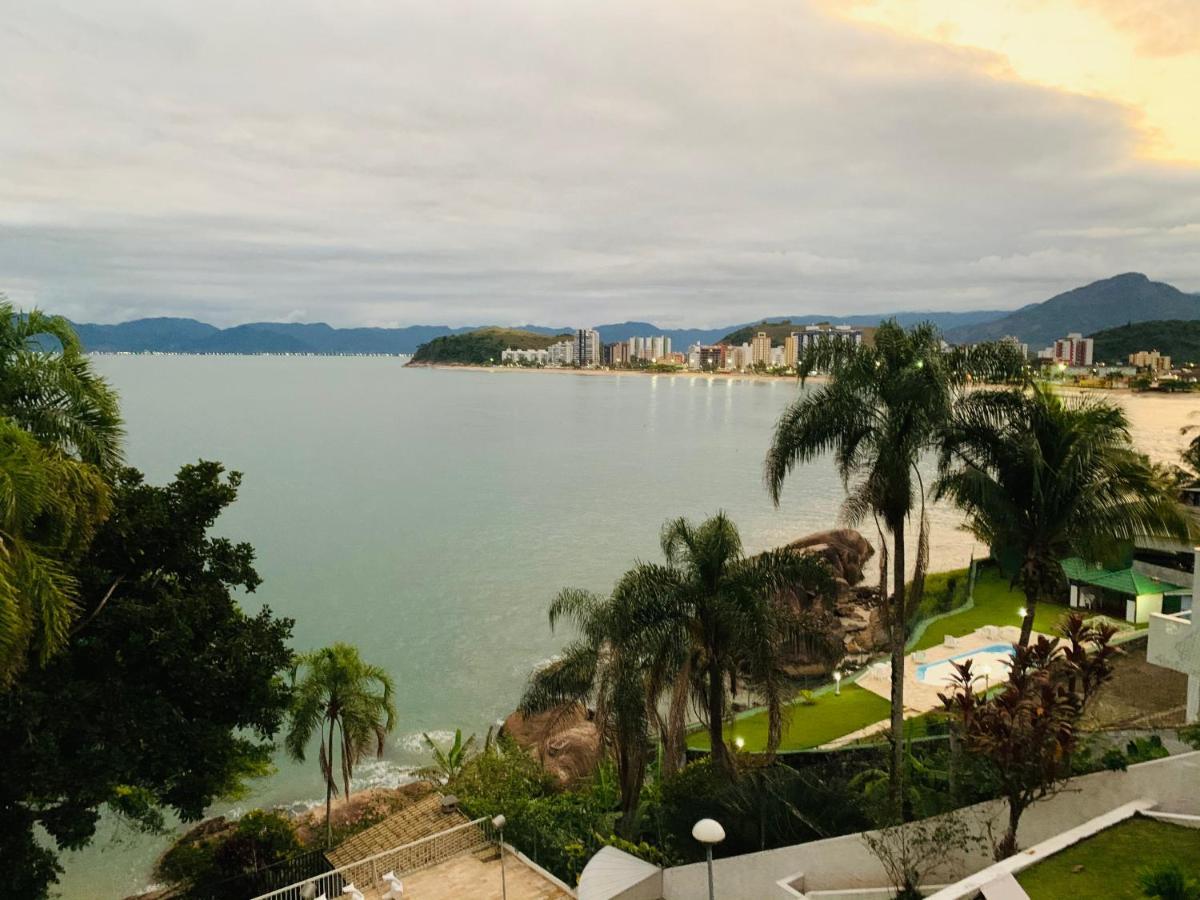 Lindo Duplex Pe Na Areia Com Praia Privativa Caraguatatuba Exteriör bild